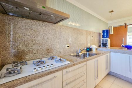 Apartamento para alugar com 150m², 4 quartos e 2 vagas Apartamento para alugar com 150m², 4 quartos e 2 vagasCozinha