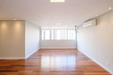 Apartamento à venda com 140m², 3 quartos e 1 vagaFoto 03