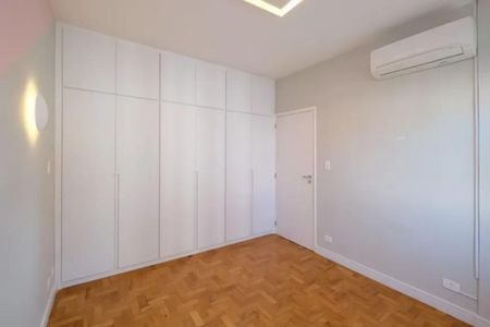 Apartamento à venda com 140m², 3 quartos e 1 vagaFoto 11