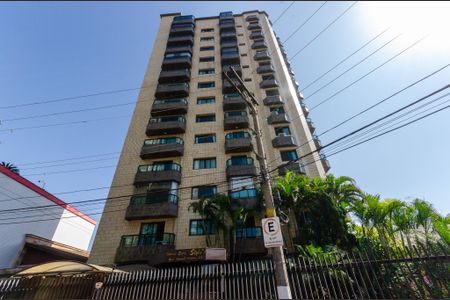 Apartamento para alugar com 360m², 3 quartos e 4 vagas Apartamento para alugar com 360m², 3 quartos e 4 vagasFachada