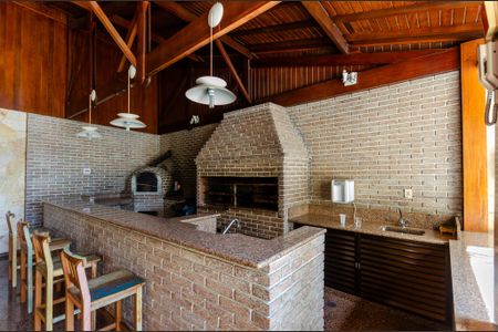 Apartamento para alugar com 360m², 3 quartos e 4 vagas Apartamento para alugar com 360m², 3 quartos e 4 vagasÁrea comum - Churrasqueira