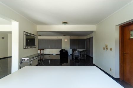 Apartamento para alugar com 360m², 3 quartos e 4 vagas Apartamento para alugar com 360m², 3 quartos e 4 vagasÁrea comum - Salão de festas