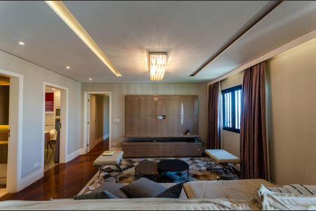 Apartamento para alugar com 360m², 3 quartos e 4 vagas Apartamento para alugar com 360m², 3 quartos e 4 vagasSala