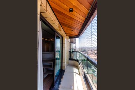 Apartamento para alugar com 360m², 3 quartos e 4 vagas Apartamento para alugar com 360m², 3 quartos e 4 vagasSala - Varanda