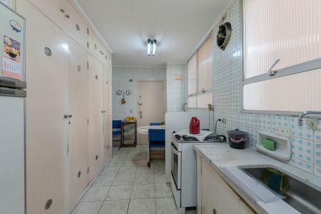 Apartamento para alugar com 143m², 4 quartos e 2 vagasCozinha
