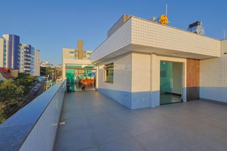 Apartamento à venda com 300m², 4 quartos e 4 vagas Apartamento à venda com 300m², 4 quartos e 4 vagasCobertura