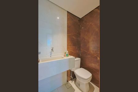 Apartamento à venda com 300m², 4 quartos e 4 vagas Apartamento à venda com 300m², 4 quartos e 4 vagasLavabo 2