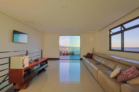 Apartamento à venda com 300m², 4 quartos e 4 vagas Apartamento à venda com 300m², 4 quartos e 4 vagasSala 2