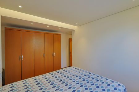 Apartamento à venda com 300m², 4 quartos e 4 vagas Apartamento à venda com 300m², 4 quartos e 4 vagasSuíte 1