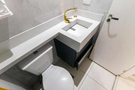 Apartamento para alugar com 66m², 2 quartos e 2 vagasBanheiro Social