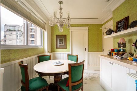 Apartamento à venda com 3 quartos, 333m² em Vila Nova Conceição, São Paulo