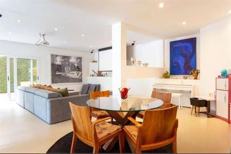 Casa à venda com 3 quartos, 420m² em Fazenda Morumbi, São Paulo