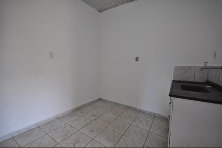 Cozinha de casa para alugar com 1 quarto, 45m² em Vila Maria Alta, São Paulo