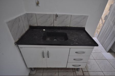 Cozinha de casa para alugar com 1 quarto, 45m² em Vila Maria Alta, São Paulo