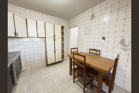 Apartamento à venda com 90m², 2 quartos e 1 vagaCozinha