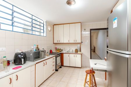 Casa à venda com 180m², 3 quartos e 2 vagasCozinha