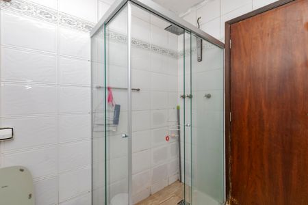 Casa à venda com 180m², 3 quartos e 2 vagasBanheiro