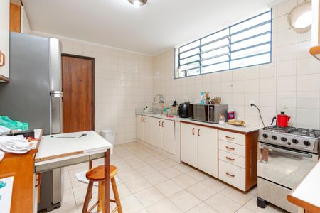 Casa à venda com 180m², 3 quartos e 2 vagasCozinha