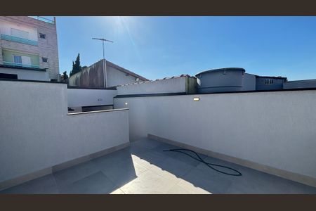 Casa à venda com 170m², 3 quartos e 2 vagas Casa à venda com 170m², 3 quartos e 2 vagasCobertura