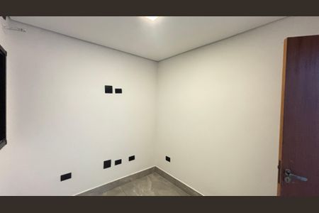 Casa à venda com 170m², 3 quartos e 2 vagas Casa à venda com 170m², 3 quartos e 2 vagasQuarto 2