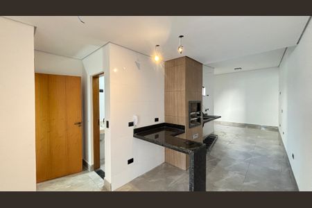 Casa à venda com 170m², 3 quartos e 2 vagas Casa à venda com 170m², 3 quartos e 2 vagasCobertura - Churrasqueira