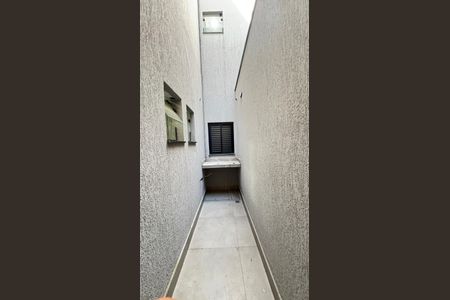 Casa à venda com 170m², 3 quartos e 2 vagas Casa à venda com 170m², 3 quartos e 2 vagasSuíte Varanda