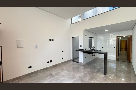 Casa à venda com 170m², 3 quartos e 2 vagas Casa à venda com 170m², 3 quartos e 2 vagasSala/Cozinha