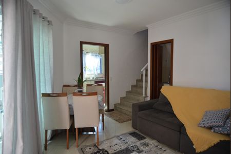 Sala de casa à venda com 2 quartos, 160m² em Vila Helena, Santo André