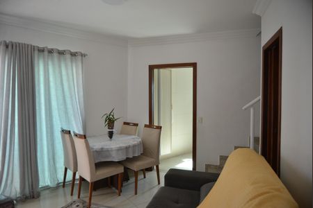 Sala de casa à venda com 2 quartos, 160m² em Vila Helena, Santo André