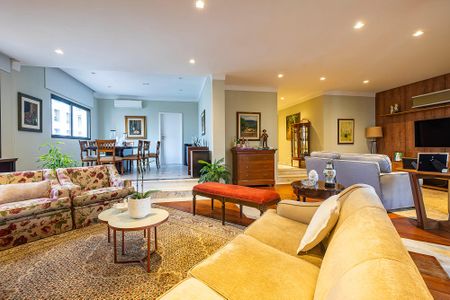 Apartamento à venda com 240m², 4 quartos e 3 vagasSala