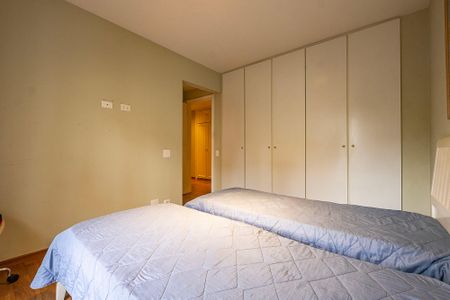 Apartamento à venda com 240m², 4 quartos e 3 vagasSuíte 2