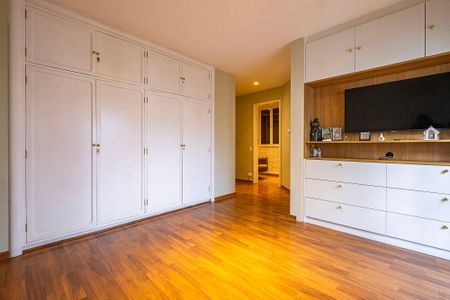 Apartamento à venda com 240m², 4 quartos e 3 vagasSuíte 1