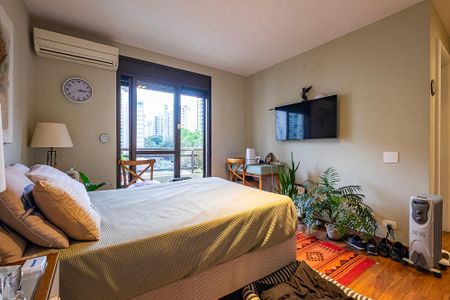 Apartamento à venda com 240m², 4 quartos e 3 vagasSuíte 3