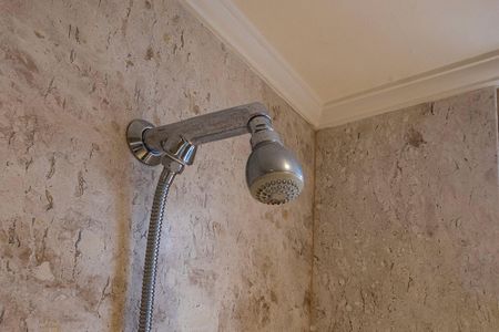 Apartamento à venda com 240m², 4 quartos e 3 vagasBanheiro da Suíte 2