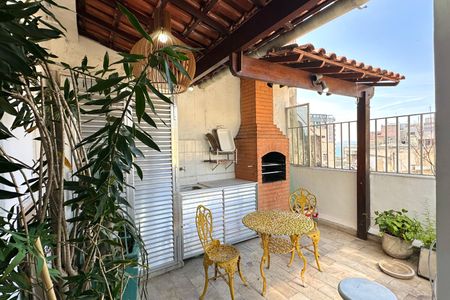 Apartamento para alugar com 180m², 3 quartos e sem vagaArea externa