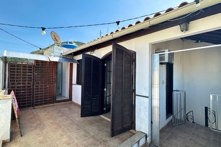 Apartamento para alugar com 180m², 3 quartos e sem vagaSuíte 01 Sacada