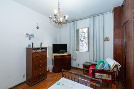 Casa à venda com 405m², 5 quartos e 4 vagasQuarto 2