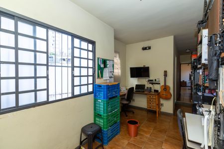 Casa à venda com 405m², 5 quartos e 4 vagasSala