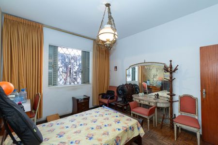 Casa à venda com 405m², 5 quartos e 4 vagasSuíte