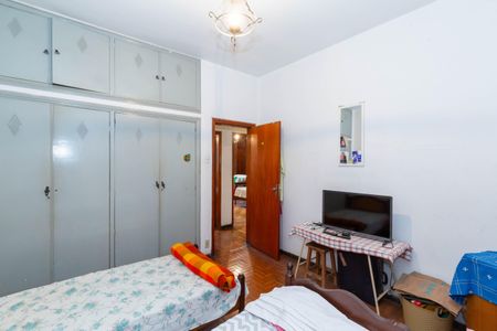 Casa à venda com 405m², 5 quartos e 4 vagasQuarto 1