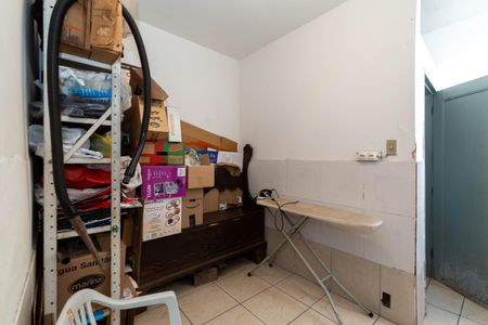 Casa à venda com 405m², 5 quartos e 4 vagasQuarto de Serviço