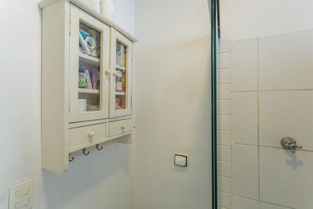 Apartamento à venda com 106m², 2 quartos e 1 vagaBanheiro Social