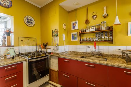 Apartamento à venda com 106m², 2 quartos e 1 vagaCozinha