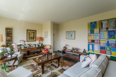 Apartamento à venda com 106m², 2 quartos e 1 vagaSala