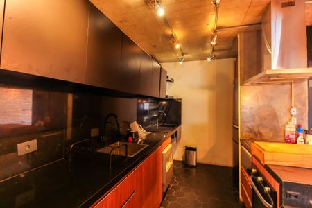 Apartamento à venda com 69m², 2 quartos e sem vaga Apartamento à venda com 69m², 2 quartos e sem vagaCozinha