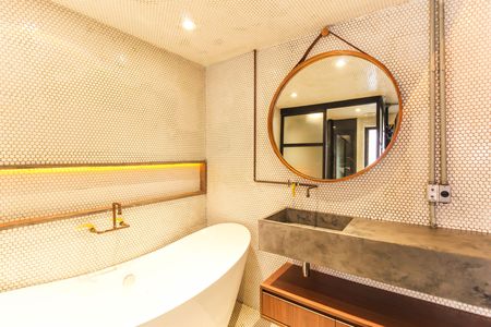 Apartamento à venda com 69m², 2 quartos e sem vaga Apartamento à venda com 69m², 2 quartos e sem vagaBanheiro da Suíte 2