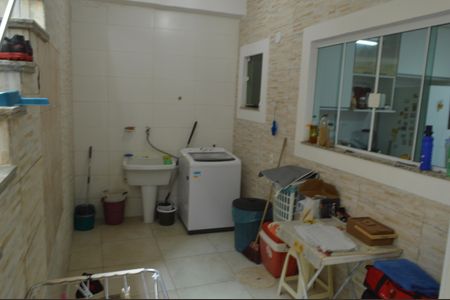 Casa de condomínio para alugar com 170m², 3 quartos e 1 vagaÁrea de Serviço