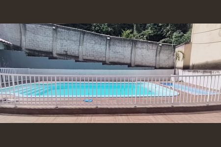 Casa de condomínio para alugar com 170m², 3 quartos e 1 vagaÁrea comum - Piscina