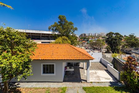 Casa à venda com 430m², 4 quartos e 6 vagas Casa à venda com 430m², 4 quartos e 6 vagasVista da Varanda da Suíte 2