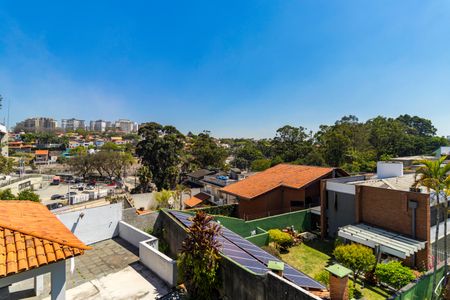 Casa à venda com 430m², 4 quartos e 6 vagas Casa à venda com 430m², 4 quartos e 6 vagasVista da Varanda da Suíte 2